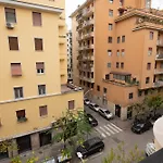 Domus Collazia - San Giovanni Apartment
