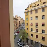 Domus Collazia - San Giovanni Apartment